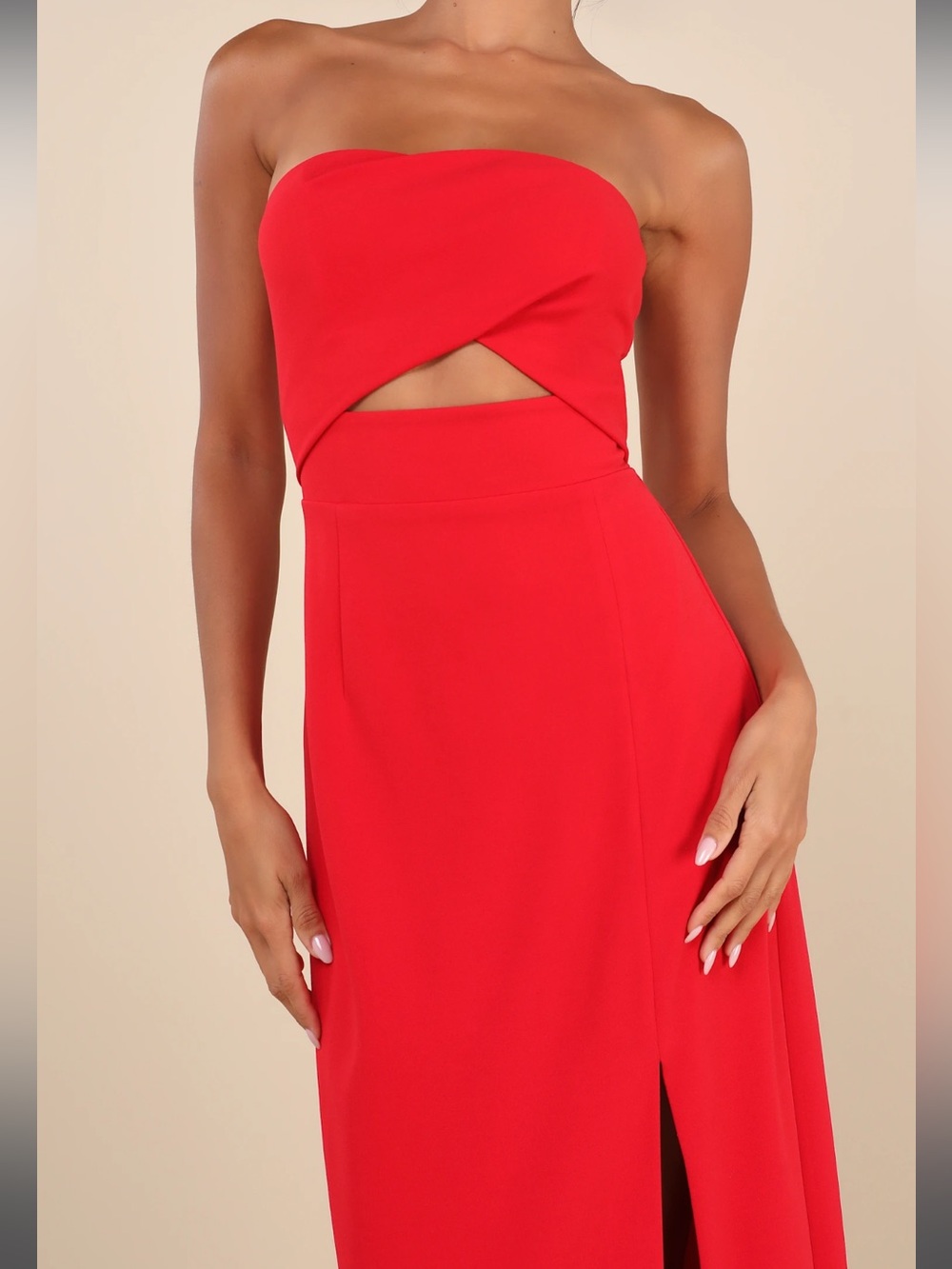 Extravagant Persona RedStrapless Cutout Column Maxi Dress - Picture 3 of 15